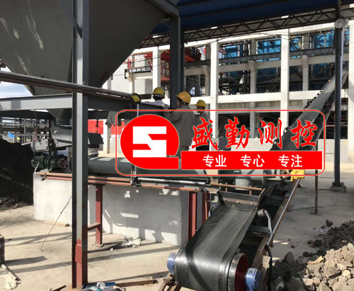螺旋定量給料機(jī)投產(chǎn)使用_副本.jpg 螺旋定量給料機(jī)投產(chǎn)使用_副本.jpg